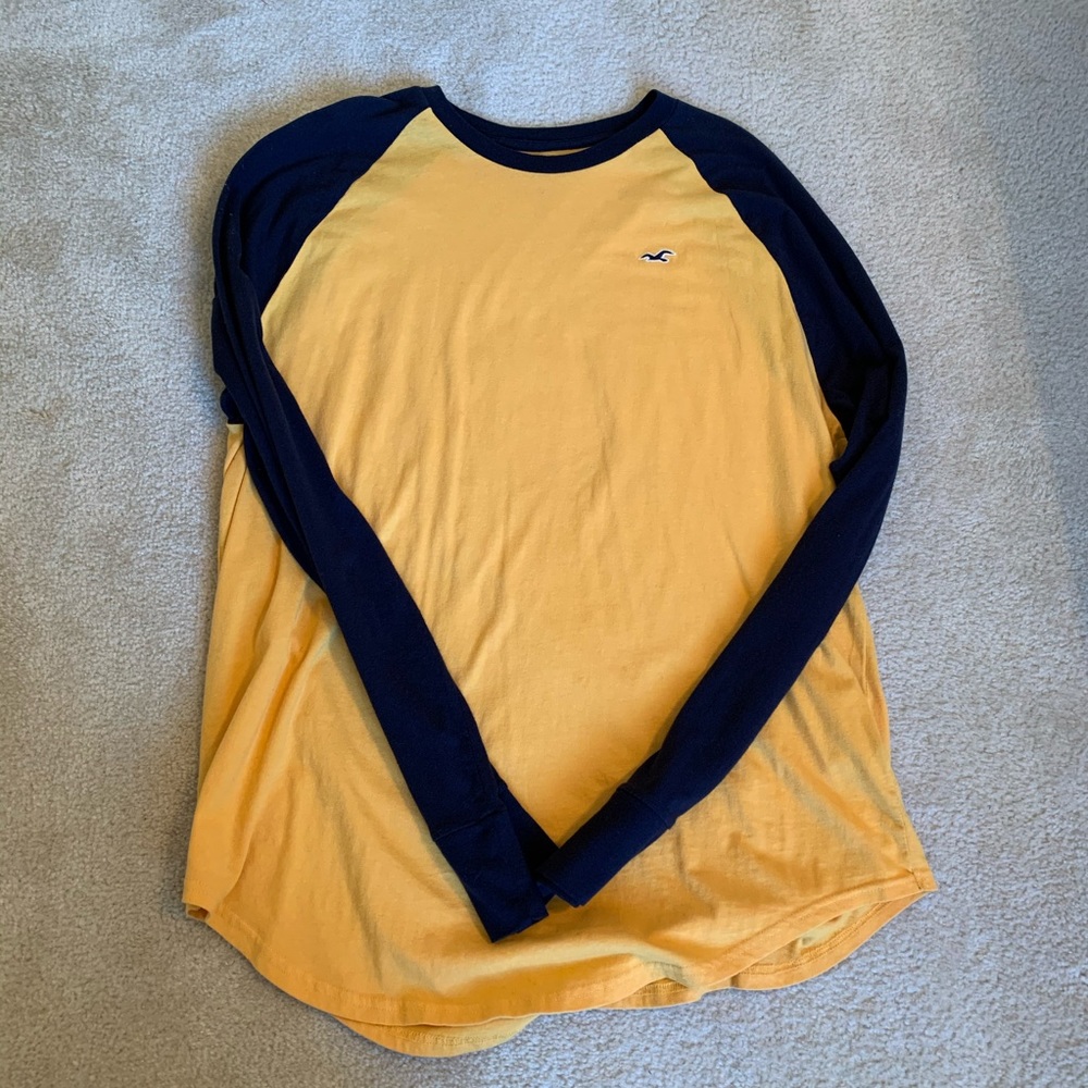 Hollister men’s long sleeve